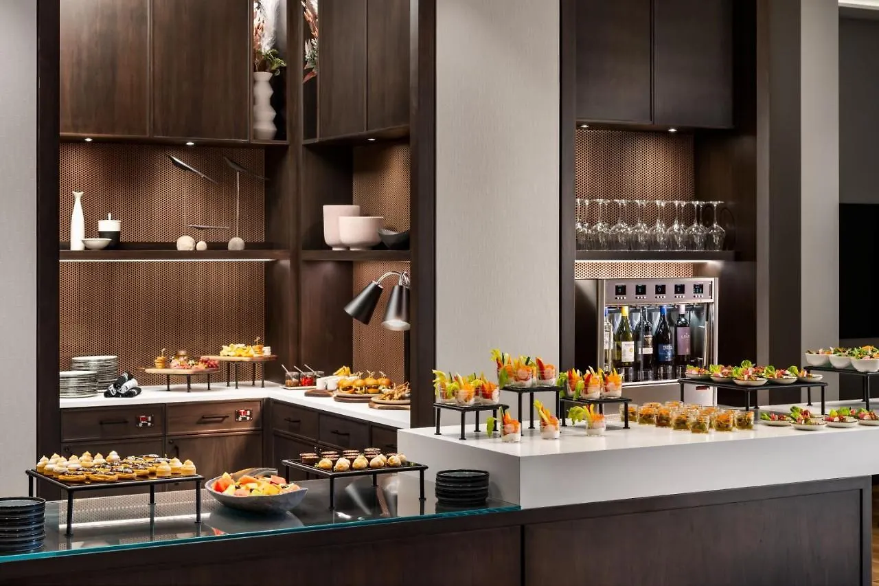 Sheraton Gateway Hotel In Toronto International Airport Mississauga